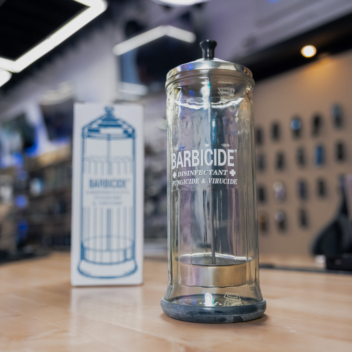 Barbicide Disinfecting Jar 37 Fl oz