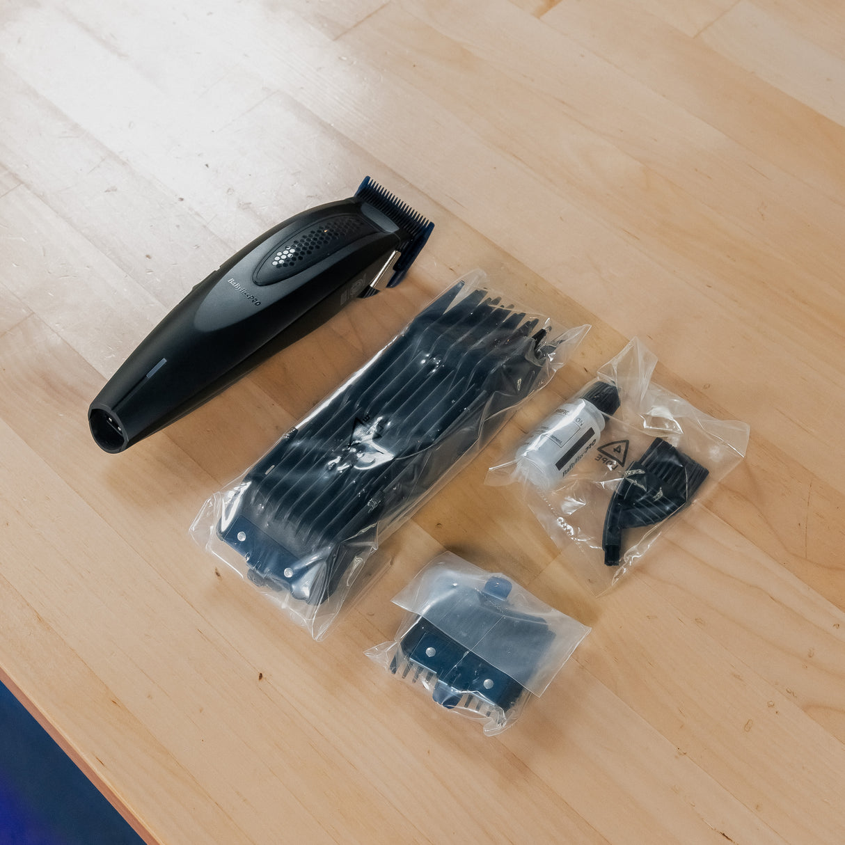 Babylisspro LithiumFX+ Matte Black Cord/Cordless Ergonomic Clipper | FX673NSMB