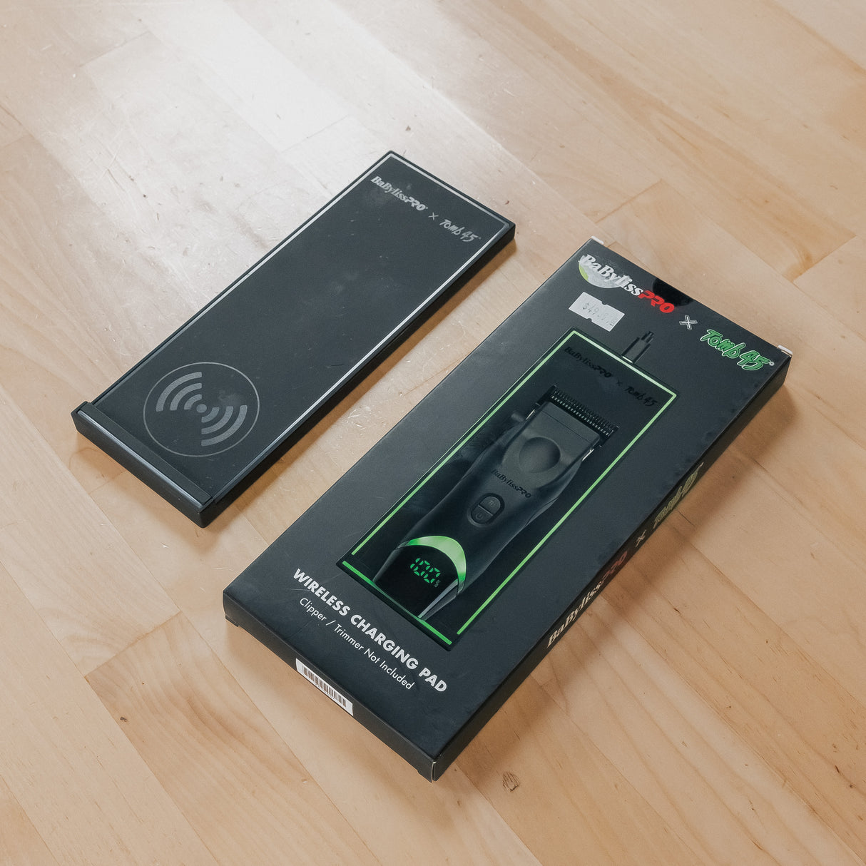 Babylisspro X TOMB45 WireLSS Charging Pad