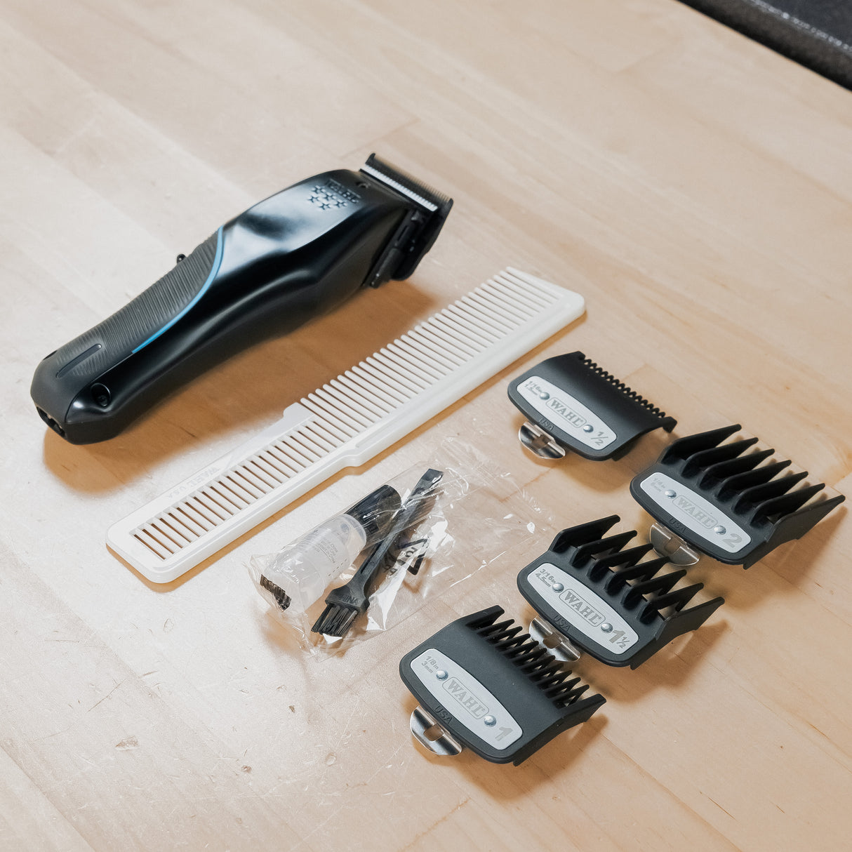 Wahl Professional 5-Star Vapor Clipper with F32 Fadeout Adjustable Balding Blade, Adaptable Speed Control