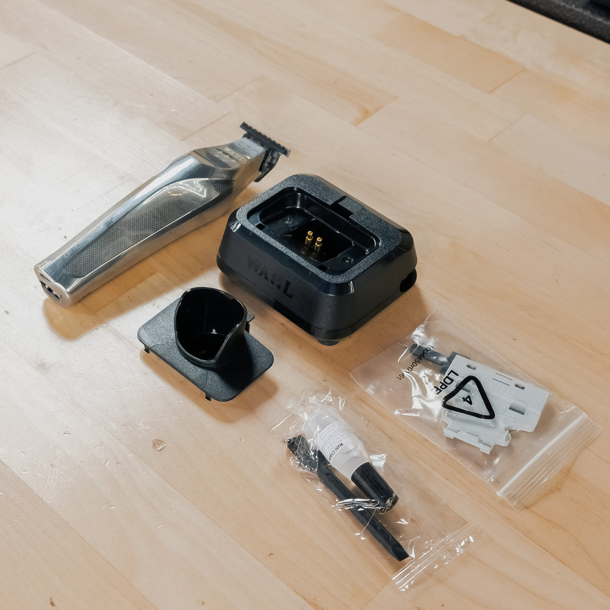 Wahl Professional 5 Star Series Hi-Viz Trimmer